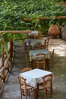 Palios Stathmos