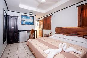 Cadillac Rock Hotel - Adults Only