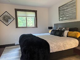 Davis Brook Retreat
