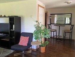 Davis Brook Retreat