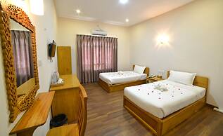 Bagan Emerald Hotel