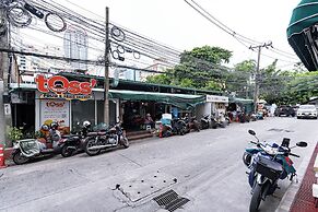 23 AVA at Saladaeng