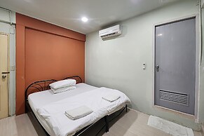 33 SALADAENG