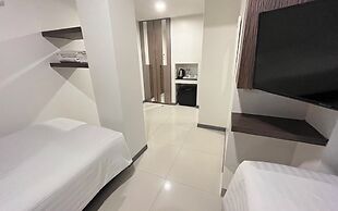 Cubic Pratunam