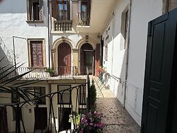 Verona Journeys