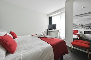 Home Swiss Hotel