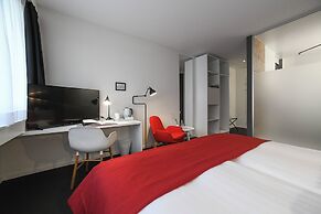 Home Swiss Hotel