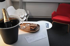 Home Swiss Hotel