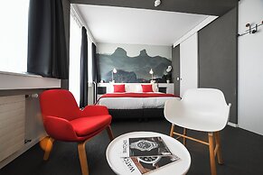 Home Swiss Hotel