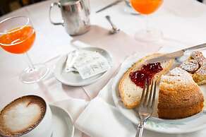 Hotel Mocambo