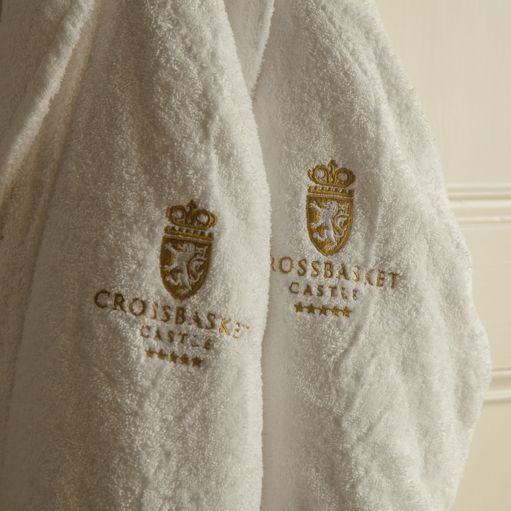Crossbasket Castle Hotel & Restaurant