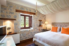 Porto Vitilo Boutique Hotel