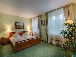 Hotel zur Burg