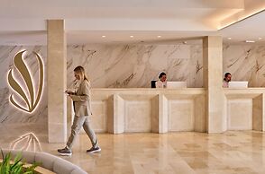 Universal Grand León & Spa