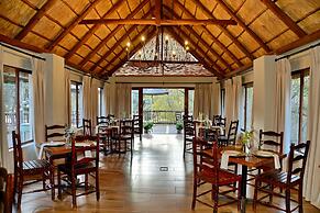 Thanda Manzi Country Hotel