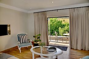 Thanda Manzi Country Hotel