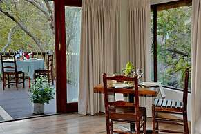 Thanda Manzi Country Hotel