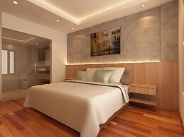 Grand Parama Hotel