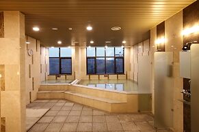 ON City Hotel