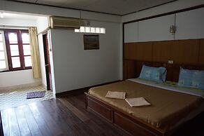 Champa Hotel