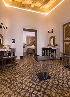 Santa Chiara Boutique Hotel