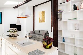 All In Apartments