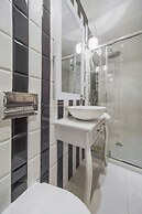 All In Apartments