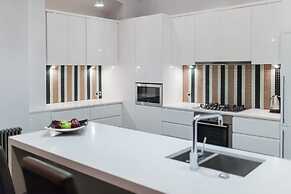 All In Apartments