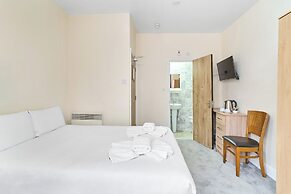 Woodlands Lodge Ilford