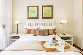Kingfisher GuestHouse