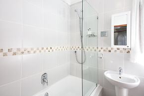 Kingfisher GuestHouse