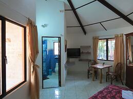 Alonaland Resort Apartelle