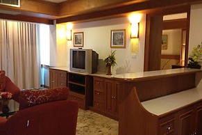 Raya Grand Hotel