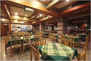 Raya Grand Hotel