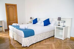 Hotel  Madrid Parla