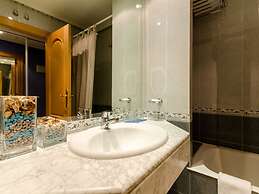 Hotel  Madrid Parla