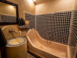 Riad Casa Lalla – Rooftop, Restaurant & Spa Medina