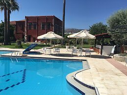 Oasis Guesthouse