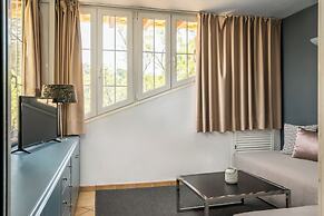 BYPILLOW Villa Lorena