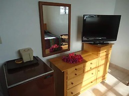 Orange Creek Inn