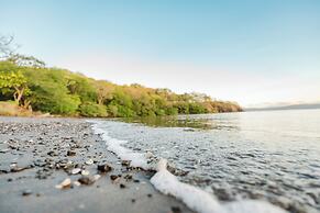 Papagayo Golden Palms Beachfront Hotel