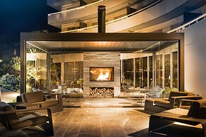 7132 Hotel