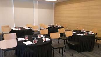 Holiday Inn Express Nashik Indira Nagar by IHG