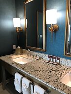 The Guest House at Graceland