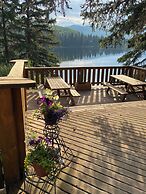 Lac Des Roches Resort