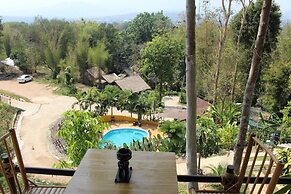 Chang Pai Hill - Adults Only