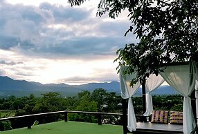 Chang Pai Hill - Adults Only