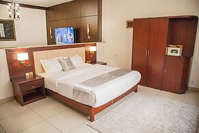 Orans Suites