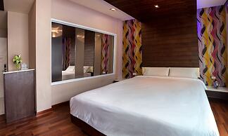 The Ring Hotel