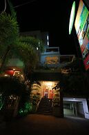 Refresh Hotel